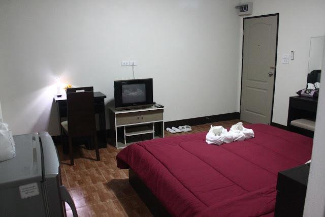 Bansappoori Aparthotel Ламфун Екстериор снимка
