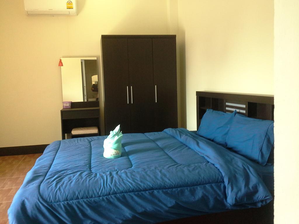 Bansappoori Aparthotel Ламфун Екстериор снимка