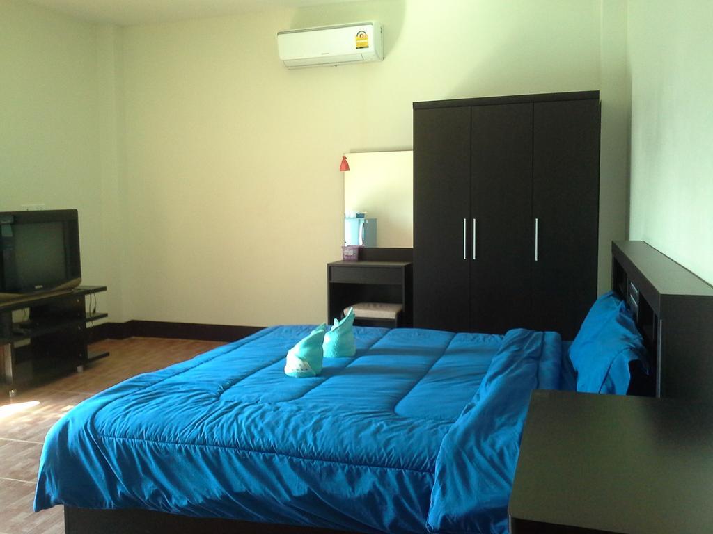 Bansappoori Aparthotel Ламфун Екстериор снимка